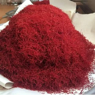 تصویر 1 از زعفران نرمه اعلا با بسته‌ بندی ویژه و کیفیت بالا برای مصرف خانگی
